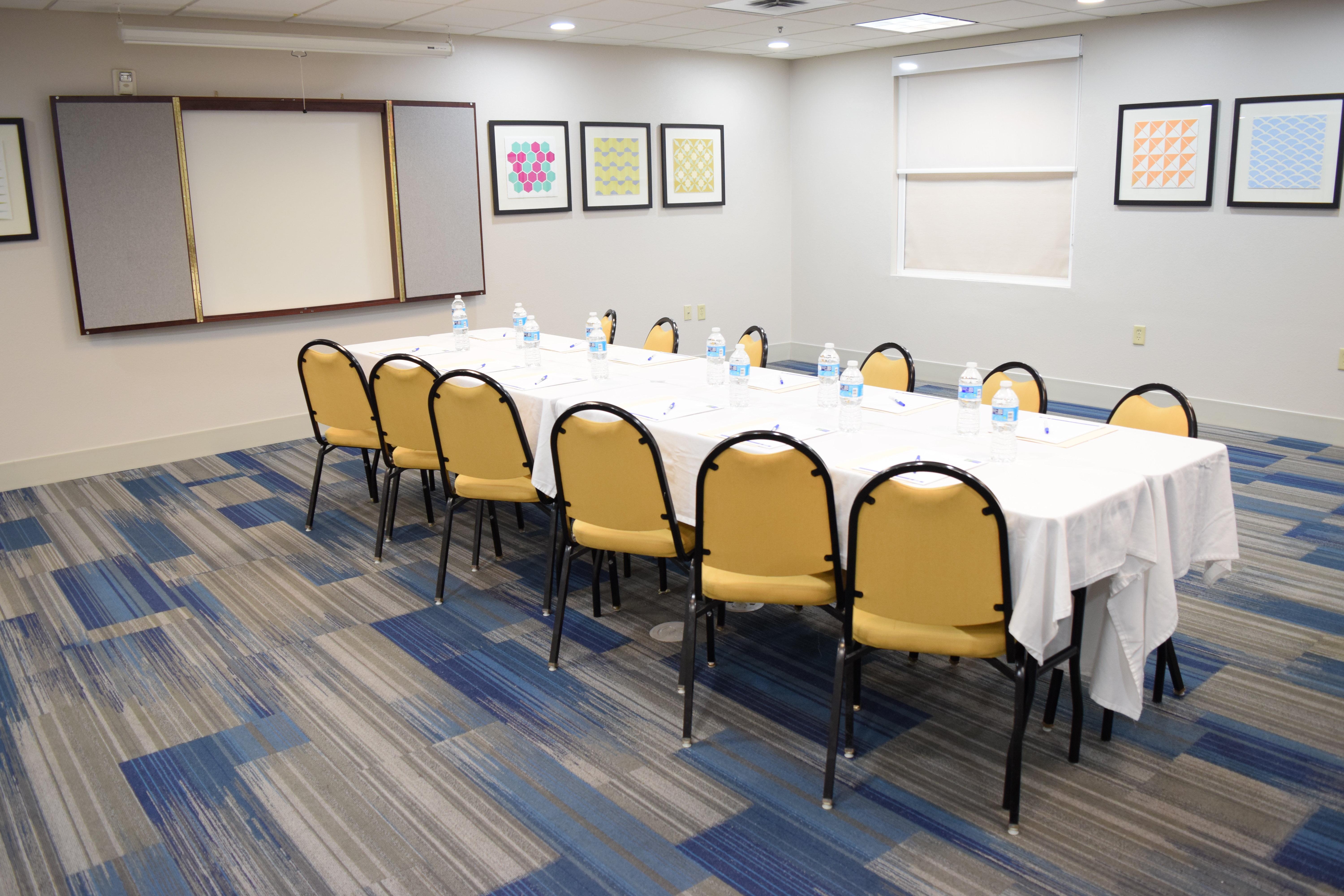 Holiday Inn Express & Suites Pensacola West I-10 By Ihg Exteriör bild